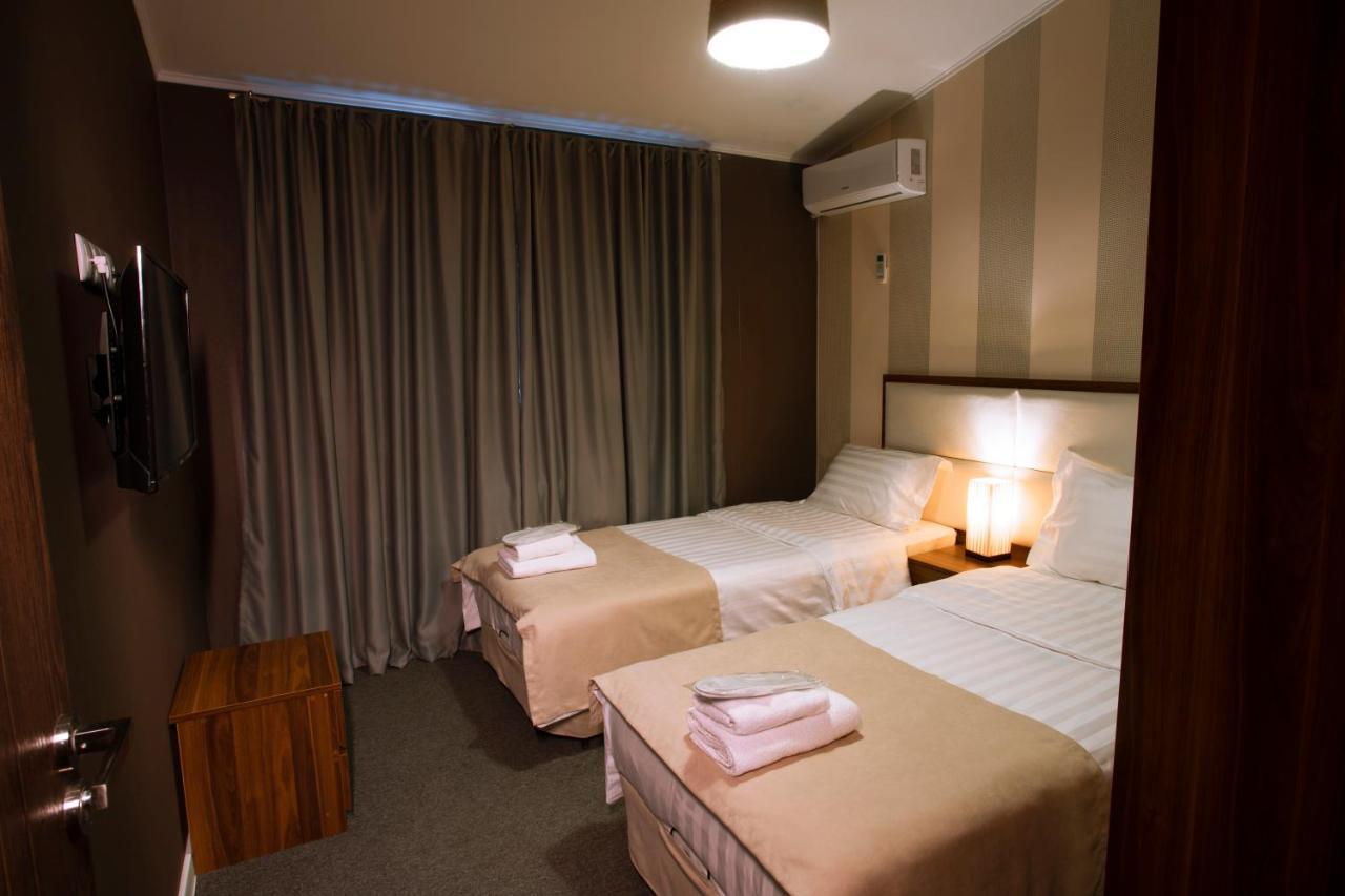 Apart Hotel West Tbilisi Esterno foto